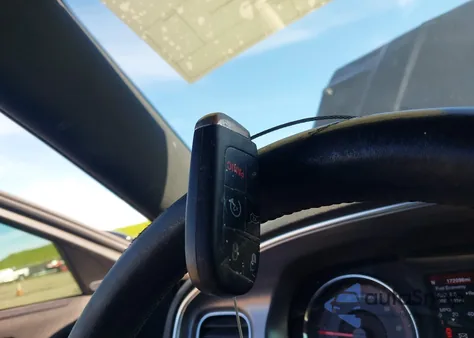 2012 Dodge Charger Sxt z USA, uszkodzony, nr VIN 2C3CDXHGXCH253441